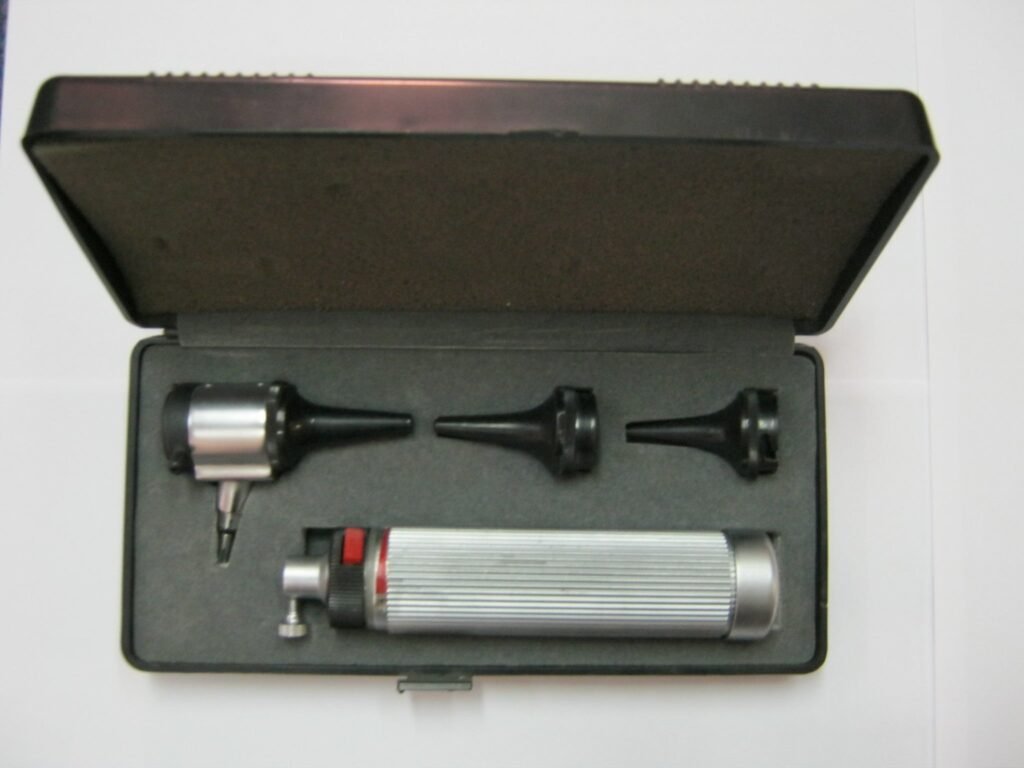 Universal Otoscope Set